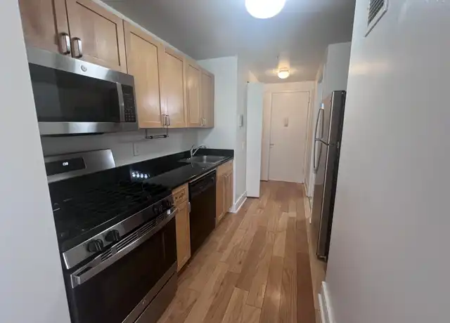 Property at 323 W 96th St Unit 313, New York, NY, 10025, 0 beds, 1 bath, [object Object]