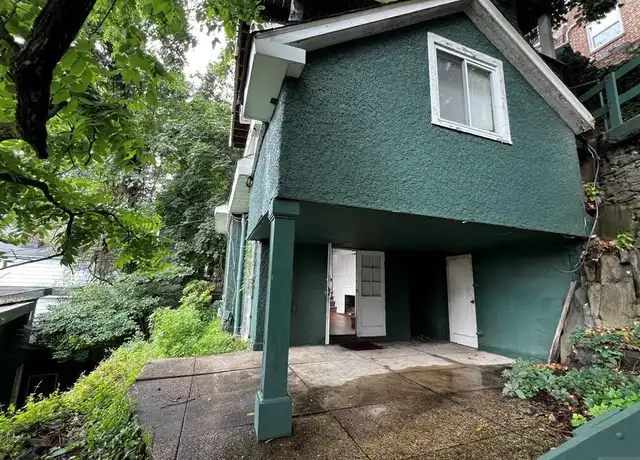 Property at 7A Old Wood Rd, Edgewater, NJ, 07020, 2 beds, 1 bath, [object Object]