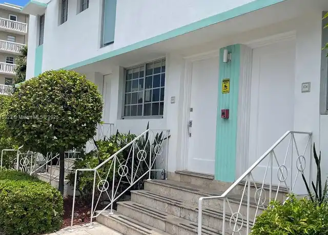Property at 700 16th St #204, Miami Beach, FL, 33139, 1 bed, 1 bath, [object Object]