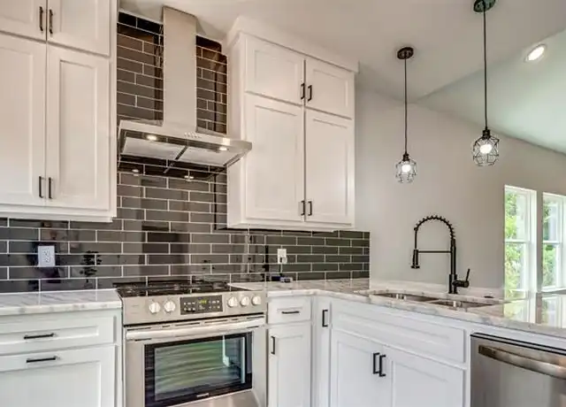 Property at 2513 Quail Run Trl, Granbury, TX, 76048, 4 beds, 2 baths, [object Object]