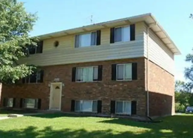 Property at 3528 Heatherton Dr Unit 5, Davenport, IA, 52804, 2 beds, 1 bath, [object Object]