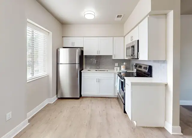 Photo of 4623 Tri Par Dr, Sarasota, FL 34234