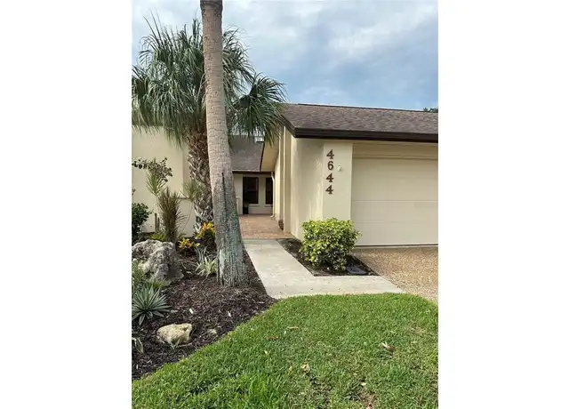 Property at 4644 La Jolla Dr, Bradenton, FL, 34210, 3 beds, 2 baths, [object Object]