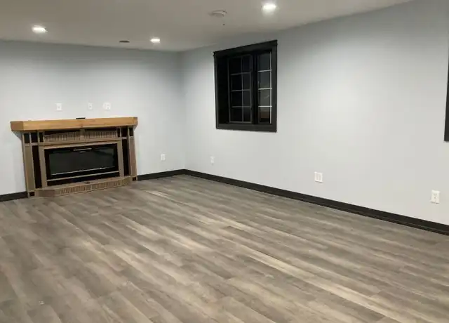 Property at 14875 Natchez Ave, Savage, MN, 55378, 4 beds, 2 baths, [object Object]