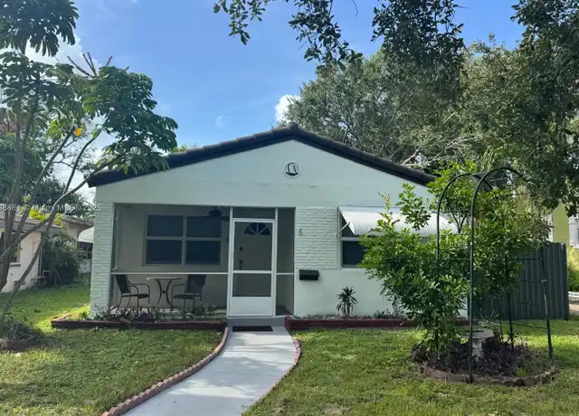 Property at 1538 Jefferson St Unit 1538, Hollywood, FL, 33020, 2 beds, 2 baths, [object Object]