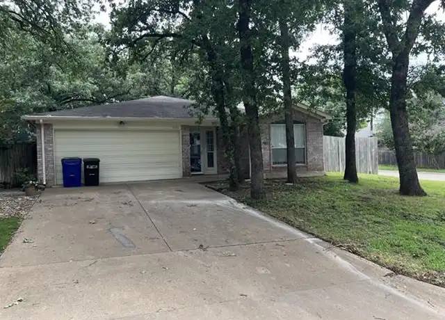 Property at 1204 Cardinal Oaks Dr, Mansfield, TX, 76063, 3 beds, 2 baths, [object Object]