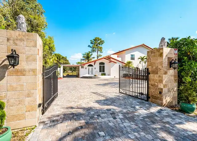Property at 11767 W Rambling Dr Unit W, Wellington, FL, 33414, 6 beds, 5 baths, [object Object]