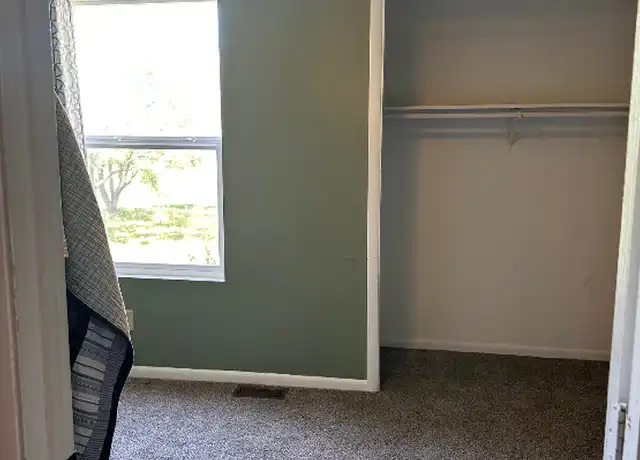Property at 2125 Quail Creek Dr, Lawrence, KS, 66047, 1 bed, 1 bath, [object Object]