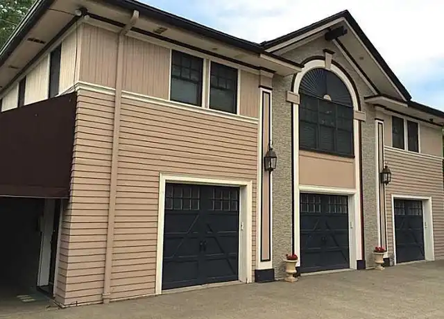 Property at 100 Lincoln Pkwy, Buffalo, NY, 14222, 3 beds, 1 bath, [object Object]