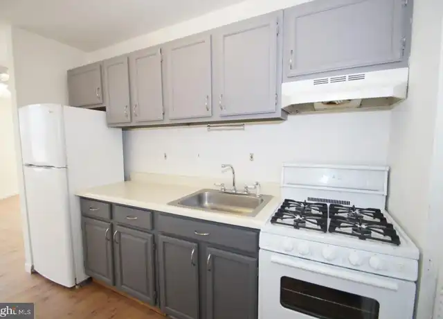 Property at 2435 Grays Ferry Ave, Philadelphia, PA, 19146, 1 bed, 1 bath, [object Object]