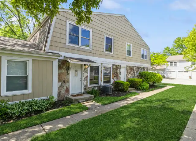 Property at 205 Winfield Ct #205, Vernon Hills, IL, 60061, 2 beds, 1.5 baths, [object Object]