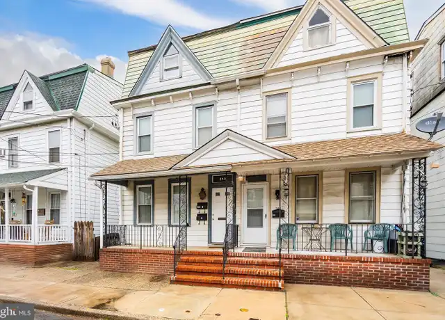 Property at 243 Conover St #1, Burlington, NJ, 08016, 1 bed, 1 bath, [object Object]