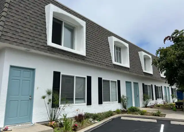 Property at 1405 N Vulcan Ave Unit 5, Encinitas, CA, 92024, 2 beds, 2 baths, [object Object]