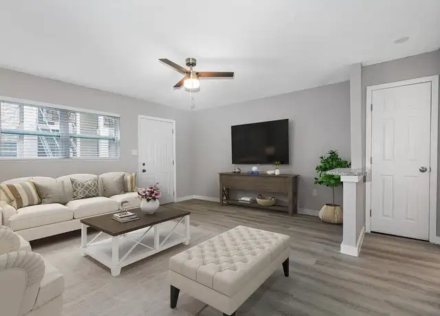 Photo of 1250 Skipper Rd, Tampa, FL 33613