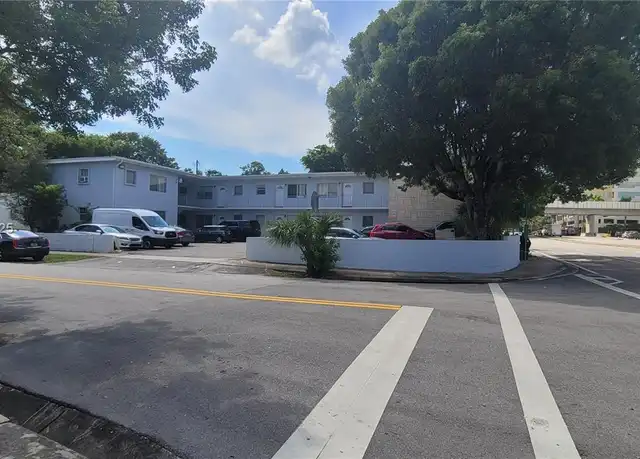 Property at 2615 SW 22nd Ave Unit 17, Miami, FL, 33133, 1 bed, 18 baths, [object Object]