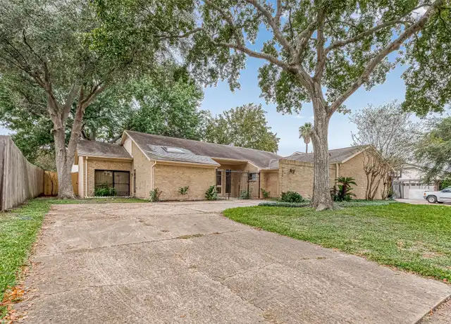 Property at 10906 Villa Lea Ln, Houston, TX, 77071, 4 beds, 2.5 baths, [object Object]