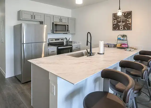 Property at 42 Manor Dr, Greenfield, IN, 46140, 1 bed, 1 bath, [object Object]