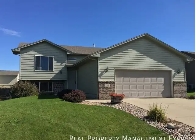 Property at 2508 N Aidan Ave, Sioux Falls, SD, 57107, 3 beds, 2 baths, [object Object]