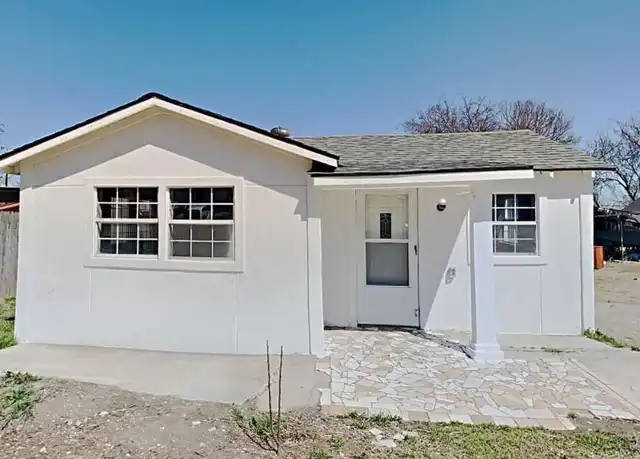 Property at 3118 NW Loraine St, Fort Worth, TX, 76106, 3 beds, 1 bath, [object Object]