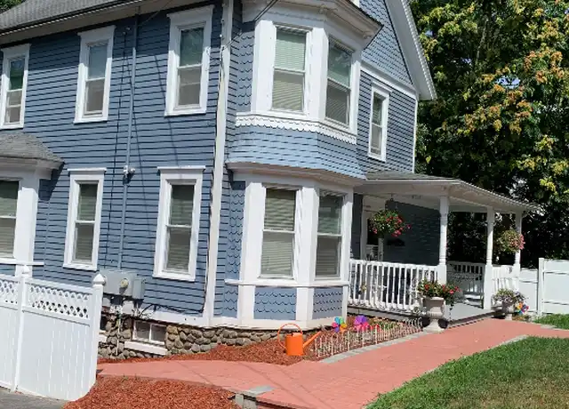 Property at 135 Wellsville Ave, New Milford, CT, 06776, 1 bed, 1 bath, [object Object]