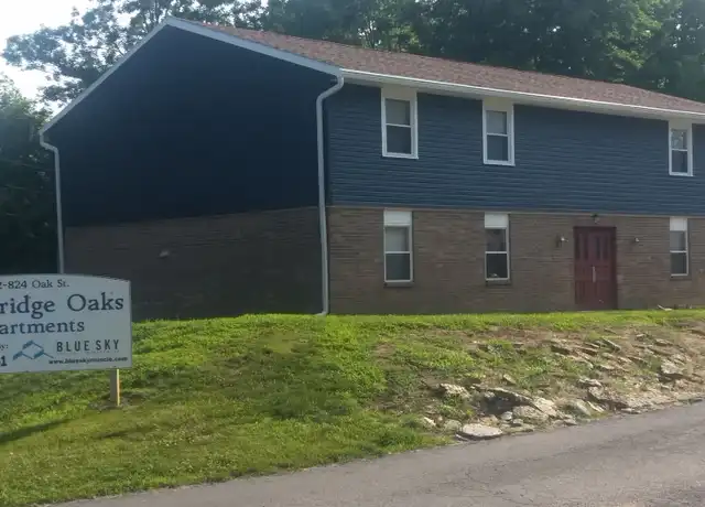 Property at 812 Oak St Apt 4, Connersville, IN, 47331, 2 beds, 1 bath, [object Object]