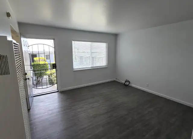 Property at 9244 MacArthur Blvd, Oakland, CA, 94605, 1 bed, 1 bath, [object Object]