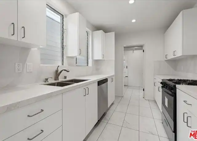 Property at 205 S Reeves Dr, Beverly Hills, CA, 90212, 3 beds, 3 baths, [object Object]