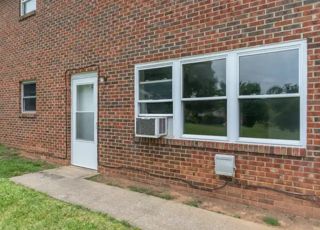 Property at 2358 Burke Memorial Park Rd Unit C, Valdese, NC, 28690, 2 beds, 1 bath, [object Object]