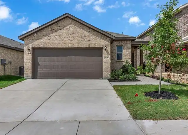 Property at 1729 Hazer Ln, Mesquite, TX, 75181, 3 beds, 2 baths, [object Object]