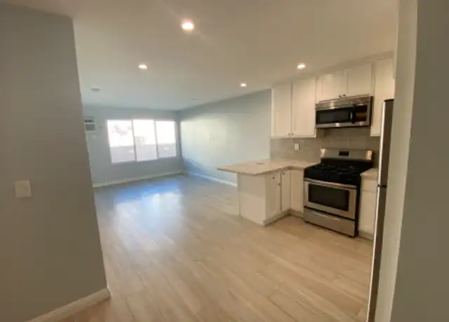 Property at 4660 Kester Ave Unit 130, Sherman Oaks, CA, 91403, 1 bed, 2 baths, [object Object]