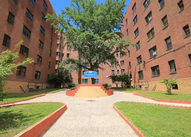 Property at Fairbridge Commons - 985 Fairfield Ave, Bridgeport, CT, 06605, 1 bed, 1 bath, [object Object]