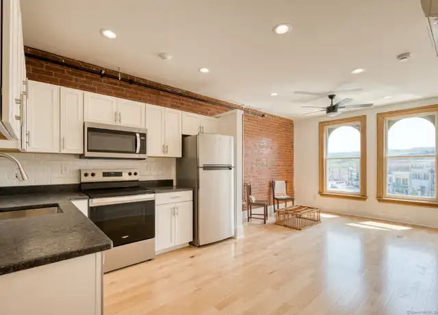 Property at 11 Main St Unit 307, Torrington, CT, 06790, 1 bed, 1 bath, [object Object]