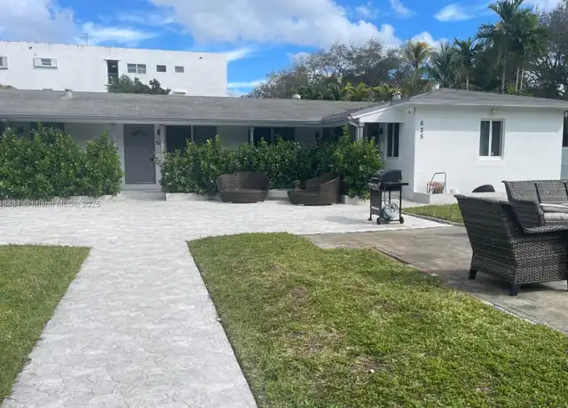 Property at 625 S 20th Ave Unit 1, Hollywood, FL, 33020, 0 beds, 1 bath, [object Object]