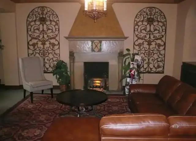 Property at Seville Apartments - 715 W Market St, Akron, OH, 44303, 1 bed, 1 bath, [object Object]