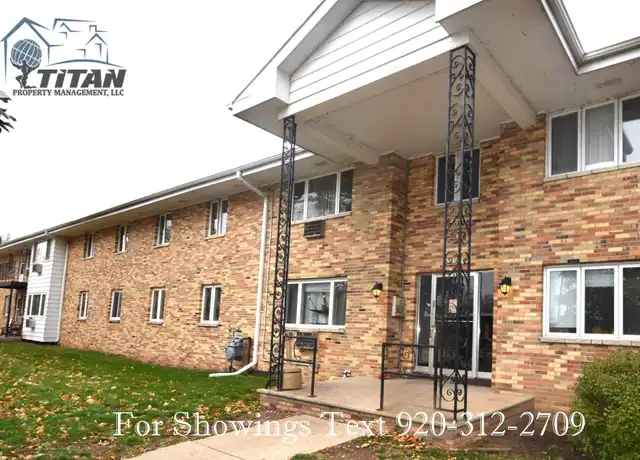 Property at 1820 Grove St Unit 102, Oshkosh, WI, 54901, 2 beds, 1 bath, [object Object]