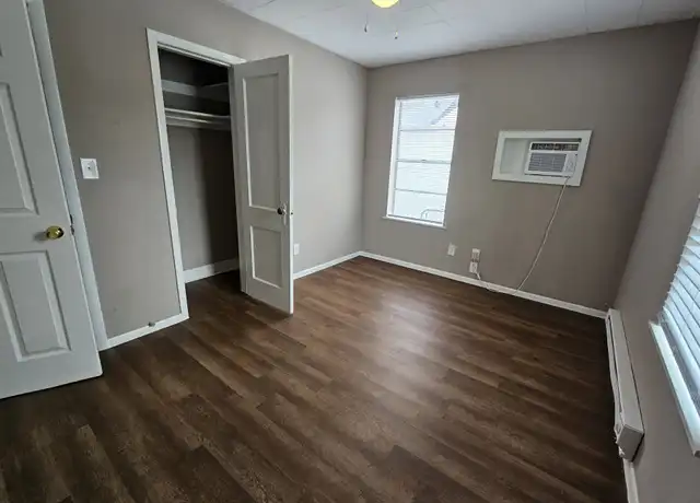 Property at 1221 NW 96th St, Oklahoma City, OK, 73114, 3 beds, 2 baths, [object Object]