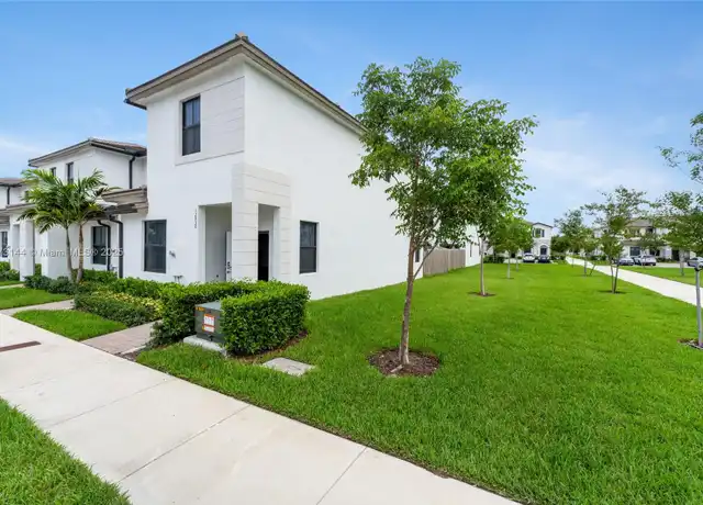 Property at 12930 SW 232nd Ln Unit 1, Princeton, FL, 33032, 3 beds, 2.5 baths, [object Object]