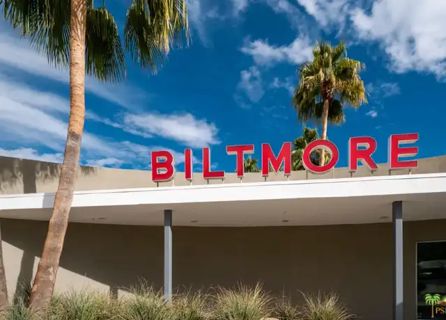 Property at 1020 E Palm Canyon Dr, Palm Springs, CA, 92264, 1 bed, 1 bath, [object Object]