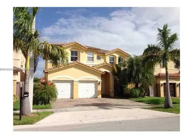 Property at 11315 NW 79th Ln, Doral, FL, 33178, 4 beds, 4 baths, [object Object]