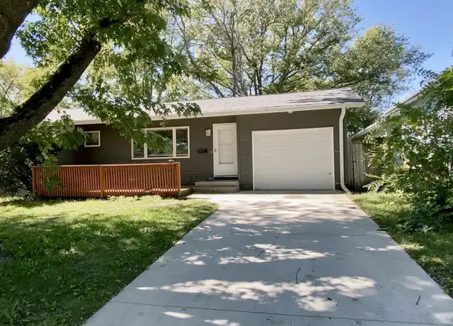 Property at 231 Beedle Dr Unit 231, Ames, IA, 50014, 5 beds, 2 baths, [object Object]