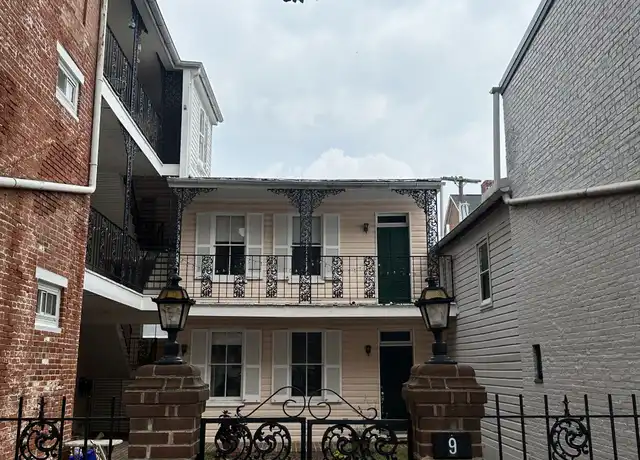 Property at 9 E 4th St Unit 4, Frederick, MD, 21701, 1 bed, 1 bath, [object Object]