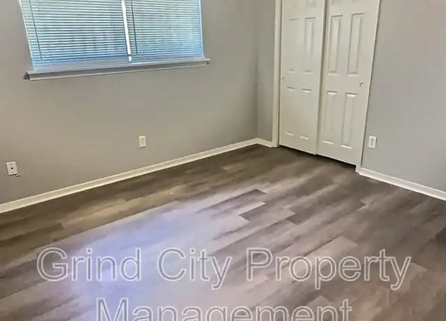 Property at 5440 Flowering Peach Dr Unit 5440, Memphis, TN, 38115, 3 beds, 2 baths, [object Object]