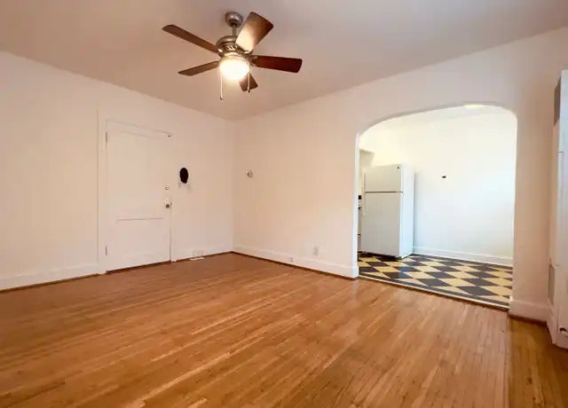 Property at 3046 NE Holladay St Unit 304, Portland, OR, 97232, 1 bed, 1 bath, [object Object]