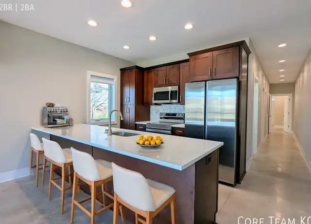Property at 3933 Kenwood Ave Unit B2, Kansas City, MO, 64110, 2 beds, 2 baths, [object Object]