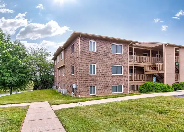 Property at Willow Lake Apartments - 6002 NW Prairie View Rd, Kansas City, MO, 64151, 1 bed, 1 bath, [object Object]