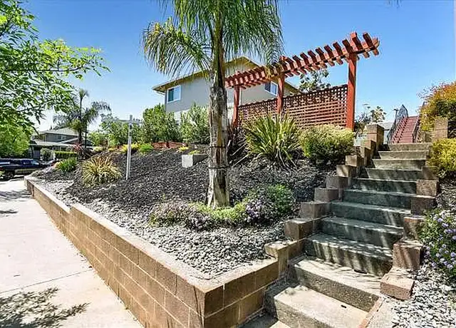 Photo of 115 Towne Ter, Los Gatos, CA 95032