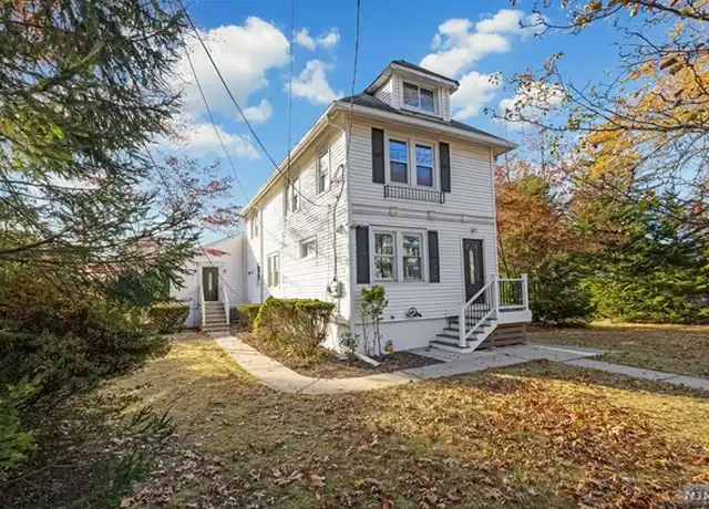 Property at 50 Dean St Unit downstairs, Glen Rock, NJ, 07452, 2 beds, 1.5 baths, [object Object]
