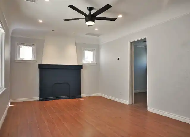 Property at 33 St Joseph Ave, Long Beach, CA, 90803, 1 bed, 1 bath, [object Object]