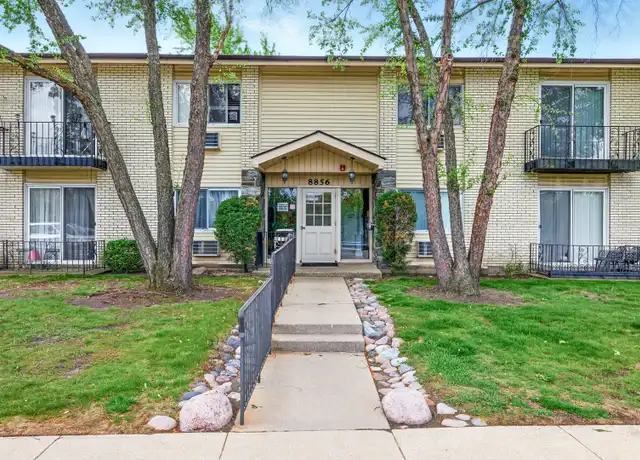 Property at 8856 Northshore Dr Unit 2A, Des Plaines, IL, 60016, 2 beds, 1.5 baths, [object Object]