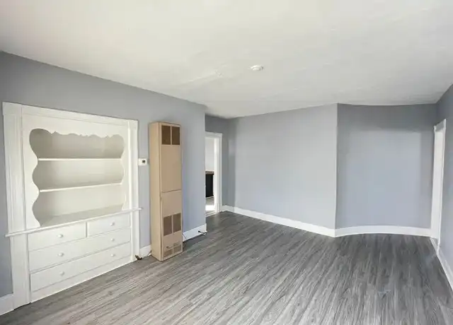 Property at 301 Amory St Unit 3, Manchester, NH, 03102, 3 beds, 1 bath, [object Object]